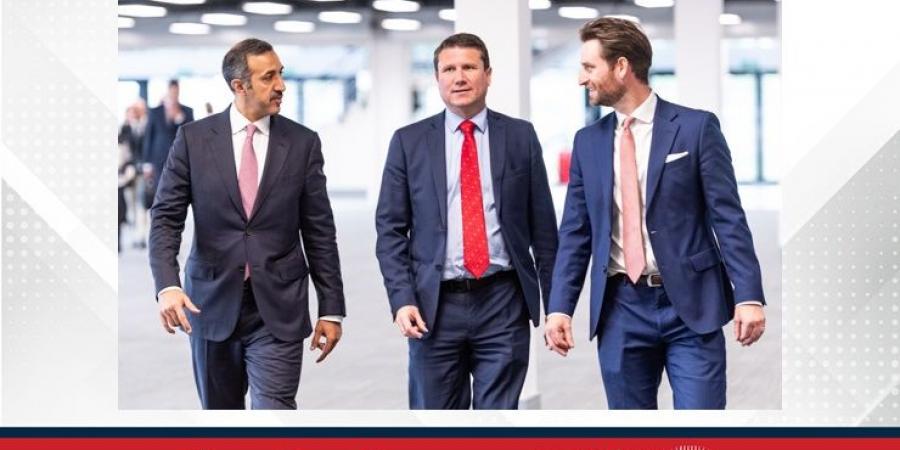 وزير المواصلات والاتصالات يتابع تحضيرات معرض البحرين الدولي للطيران مع شركة فارنبره الدولية في لندن - الكويت الاخباري