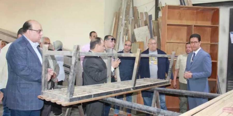 رئيس جامعة بنها يتفقد سير الإمتحانات بكلية الهندسة بشبرا - الكويت الاخباري