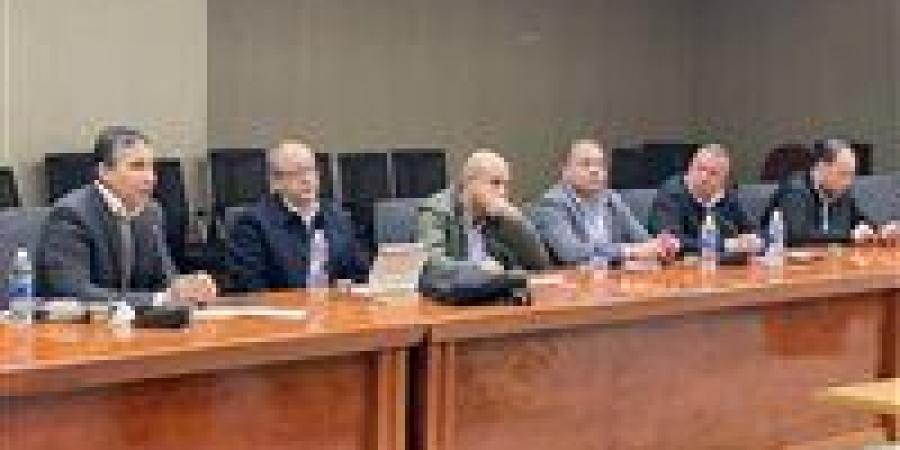المجلس التصديري للأثاث يبحث خطط المعارض الدولية وجذب بعثات المشترين وإطلاق دليل المصدرين لتعزيز صادرات القطاع - الكويت الاخباري