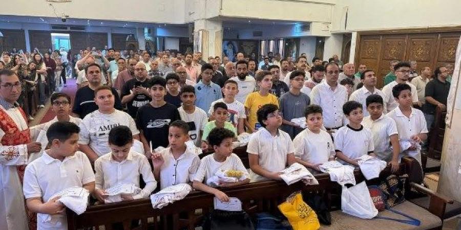 رئيس الطائفة الإنجيلية يشهد رسامة شيوخ وشمامسة جدد بكنيسة أبو حنس البرجاية - الكويت الاخباري