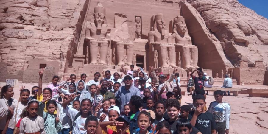 بعد افتتاحه.. قصر ثقافة أبوسمبل ينظم زيارة للأطفال إلى معبد رمسيس الثاني - الكويت الاخباري