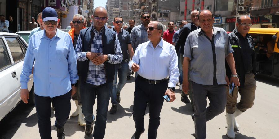 جولة تفقدية لنائب وزير الإسكان لمتابعة التعامل مع تجمعات المياه.. صور - الكويت الاخباري