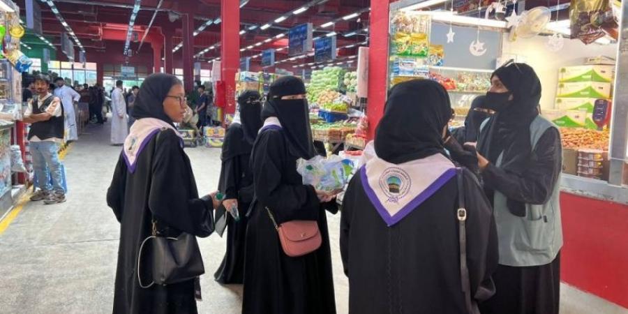كشافات مكة يشاركن بمبادرة “سقيا الماء” - الكويت الاخباري