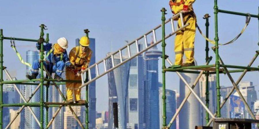 القوى العاملة الكويتية تعلن بدء حظر العمل بالأماكن المكشوفة من 11 صباحا إلى 4 مساء وحتى نهاية اغسطس - الكويت الاخباري