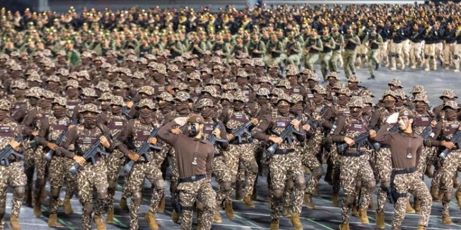وزير الداخلية يشهد استعراض قوات أمن الحج - الكويت الاخباري
