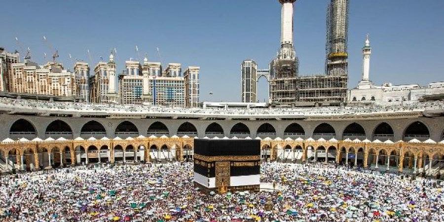 أستاذ الفقه المقارن: فلسفة بناء البيت الحرام هي الامتثال لأوامر الله - الكويت الاخباري