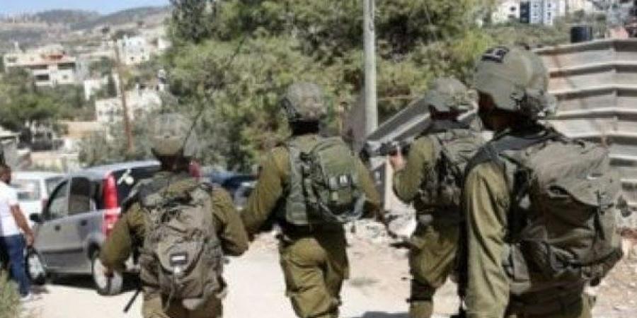 الرصاص ضد الحجارة.. جيش الاحتلال يقتل فلسطينيا في رام الله - الكويت الاخباري