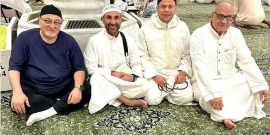 برفقة الجندي والهلالي.. أحمد سعد ينشر صورته داخل المسجد النبوي استعدادًا للحج - الكويت الاخباري