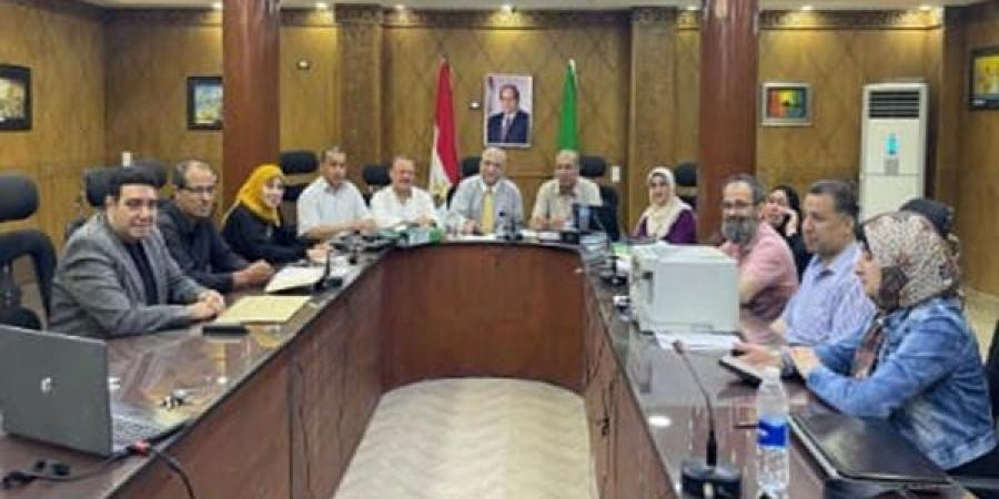 مدير تعليم القليوبية يتابع انتظام لجان الدبلومات الفنية - الكويت الاخباري