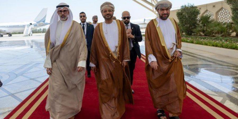 الكويت.. نائب وزير الخارجية يستقبل وزير خارجية سلطنة عمان بمناسبة زيارته الرسمية إلى البلاد - الكويت الاخباري