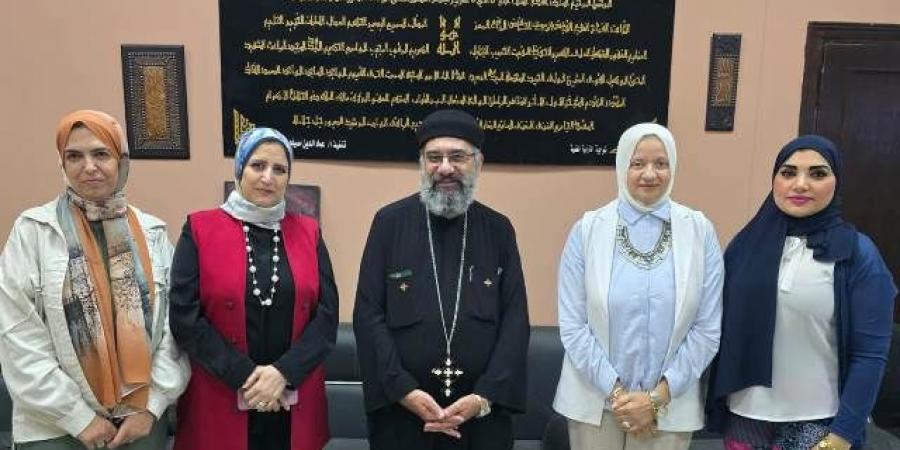 وفد كنيسة العذراء يزور إدارة الشروق التعليمية للتهنئة بعيد الأضحى صور - الكويت الاخباري