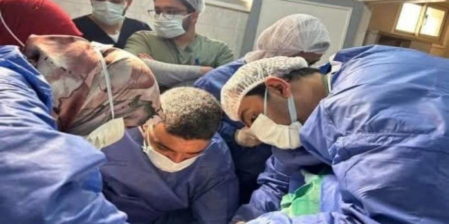 إنقاذ حياة مريض يعاني من غرغرينا بالقولون والأمعاء الدقيقة بمستشفى بنها الجامعي - الكويت الاخباري