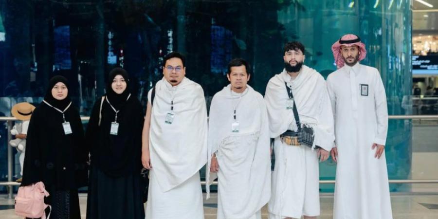 حجاج من إندونيسيا: برنامج ضيوف خادم الحرمين الشريفين للحج شهادة حية على الدور الريادي الذي تقوم به المملكة لخدمة الإسلام والمسلمين - الكويت الاخباري