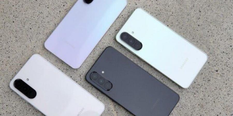 سعر و مواصفات Samsung Galaxy A36 الجديد 2025 - الكويت الاخباري