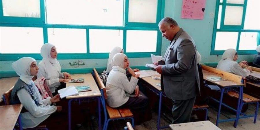 جدول الثانوية العامة 2025 للقسمين الأدبي والعلمي - الكويت الاخباري