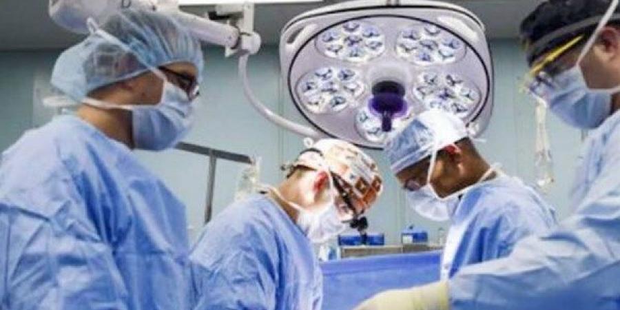 نجاح جراحة دقيقة لاستئصال ورم بالقولون لمريض سبعينى في مستشفى التأمين الصحي بطنطا - الكويت الاخباري