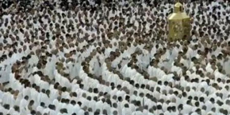 نجاح خطة التصعيد.. "شؤون الحرمين" تتيح خدمة الاستماع إلى خطبة عرفة بـ7 لغات - الكويت الاخباري