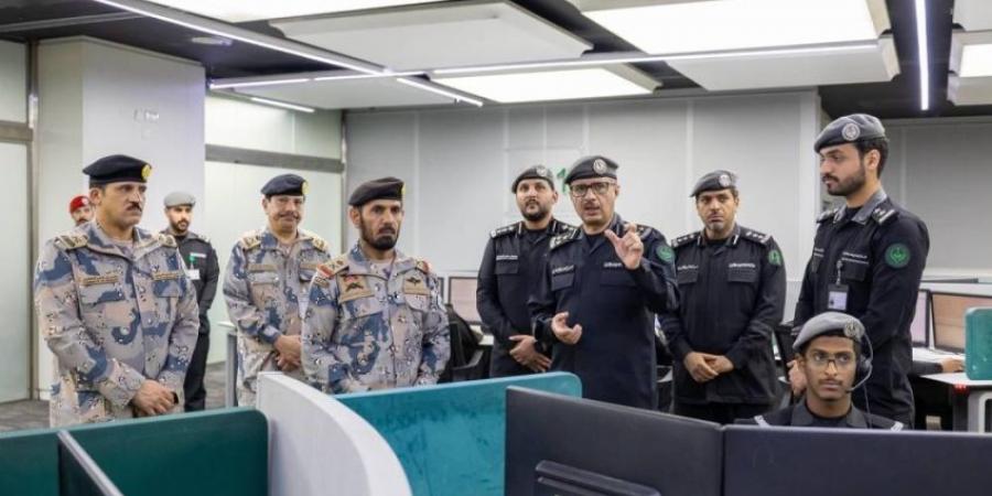 مدير «الحدود» يزور مركز (911) بمنطقة مكة - الكويت الاخباري