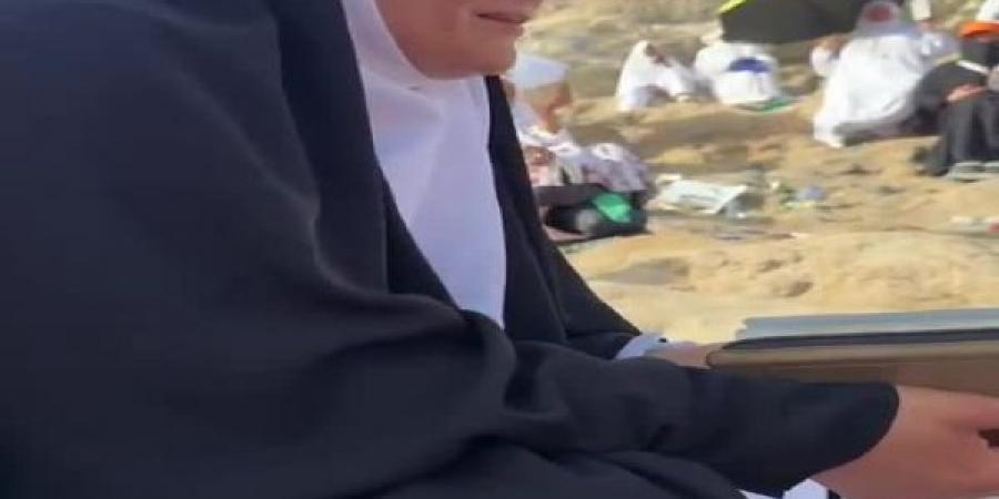 في يوم عرفة.. جبل الرحمة يشهد تجليات الدعاء والخشوع والسكينة - الكويت الاخباري