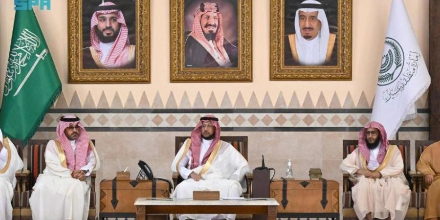 نائب أمير عسير يستقبل المهنئين بعيد الأضحى - الكويت الاخباري
