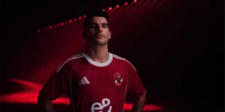 شاهد .. زيزو يشارك فى فيديو دعائى لأحد الأفلام بعد انضمامه للأهلى - الكويت الاخباري