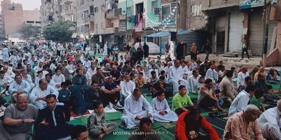 توافد المواطنين على الساحات فى القليوبية لأداء صلاة العيد - الكويت الاخباري