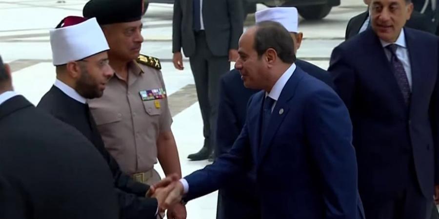 بحضور رئيس الجمهورية...أداء شعائر صلاة عيد الأضحى المبارك "بمسجد مصر الكبير بالعاصمة الإدارية" - الكويت الاخباري
