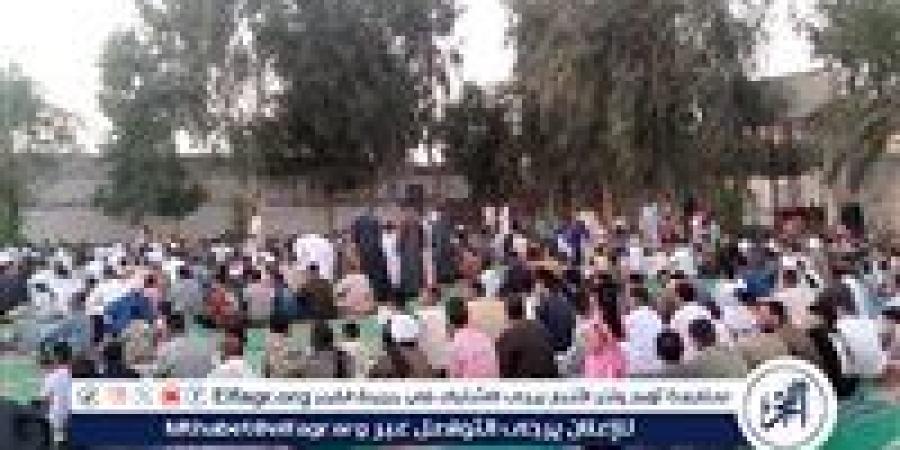أصوات البراءة تملأ الساحات.. الأطفال والشباب يصدحون بتكبيرات العيد قبيل صلاة عيد الأضحى في قنا - الكويت الاخباري