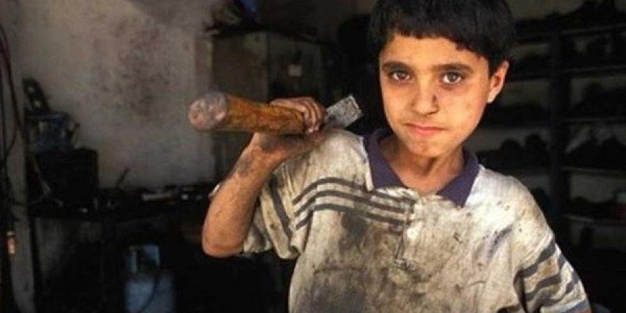 استخدام الأطفال في العمل القسري يعرض للسجن المشدد 5 سنوات - الكويت الاخباري