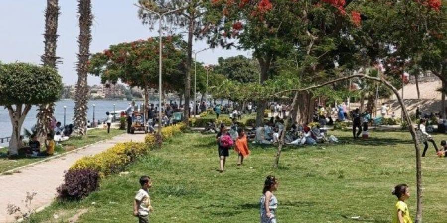 في ثالث أيام العيد.. زحام شديد في حدائق القناطر الخيرية - الكويت الاخباري