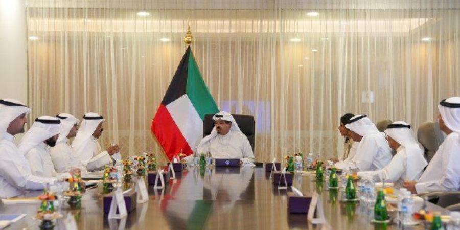 رئيس مجلس الوزراء الكويتي يترأس اجتماعا للجنة متابعة توفير الخدمات المرتبطة بالمشروعات الإسكانية - الكويت الاخباري