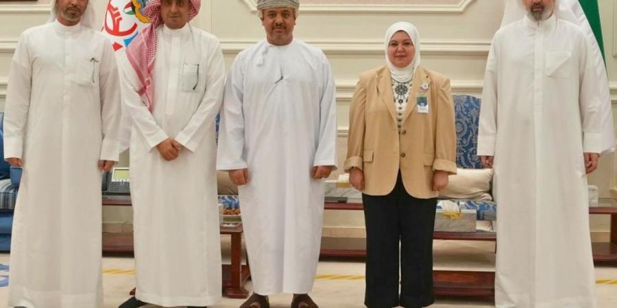 القلاف بحثت مع «الجمركي الخليجي» القانون الموحد - الكويت الاخباري