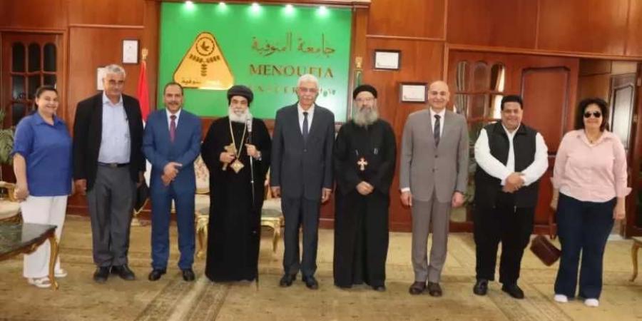 رئيس جامعة المنوفية يستقبل الأنبا بنيامين مطران المنوفية للتهنئة بعيد الأضحى المبارك - الكويت الاخباري