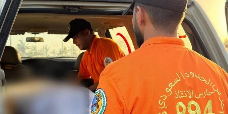 إنقاذ مواطن من الغرق أثناء ممارسة السباحة بينبع - الكويت الاخباري
