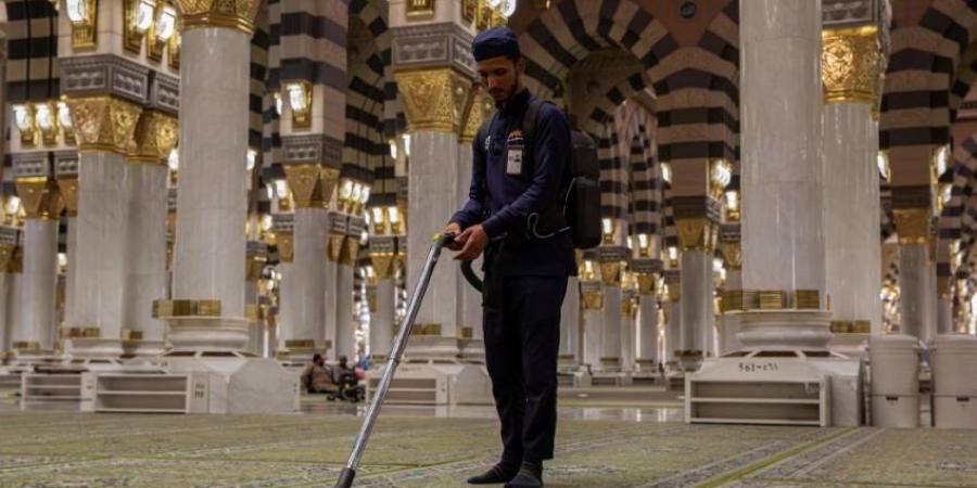 تسهيل حركة الحشود وزيارة الروضة بالمسجد النبوي - الكويت الاخباري
