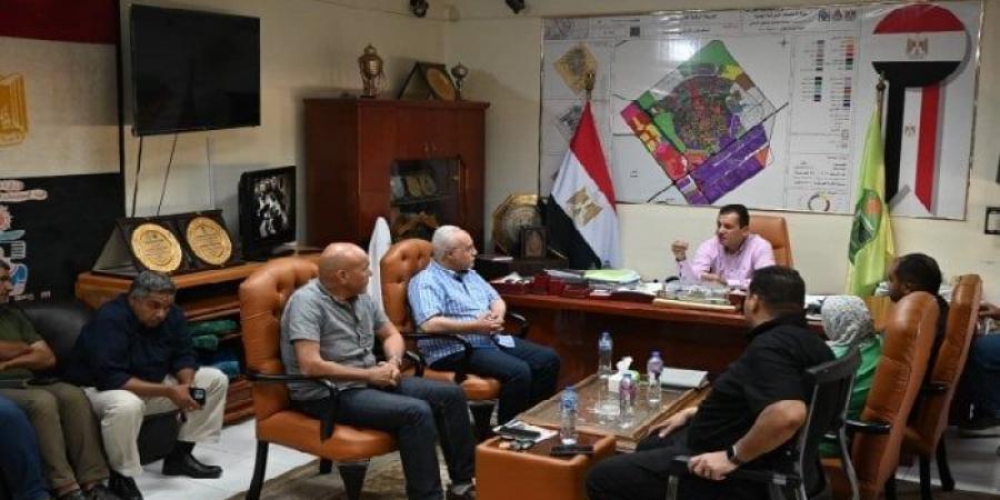 رئيس جهاز العاشر من رمضان يتابع عدداً من المشروعات الخدمية - الكويت الاخباري