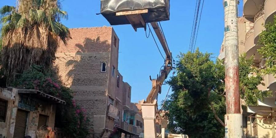 تكثيف حملات النظافة وصيانة أعمدة الإنارة بـ4 مراكز في المنيا - الكويت الاخباري