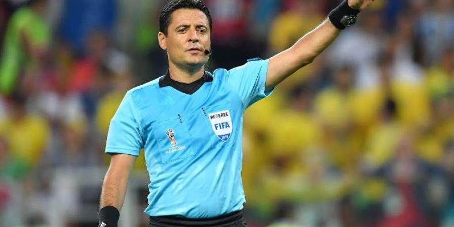 من هو حكم مباراة الأهلي وإنتر ميامي في افتتاح مونديال الأندية؟ #كأس_العالم_للأندية #مونديال_الأندية #الأهلي #كأس_العالم_للأندية2025 #الأهلي_فى المونديال #ميسي #مانشستر_سيتي #افتتاح_مونديال_الأندية #الجمهورية_أون_لاين #عمر_مرموش - الكويت الاخباري