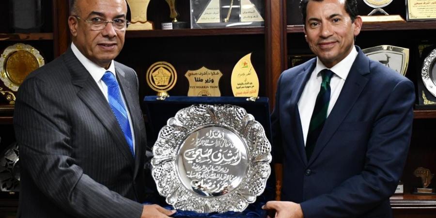 اتحاد السلة يوجه الشكر لوزير الشباب والرياضة على دعمه للمنتخبات   - الكويت الاخباري