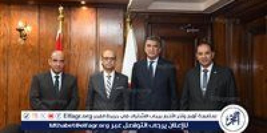 رئيس جامعة أسيوط يلتقي مدير الأكاديمية الوطنية لمكافحة الفساد لبحث سبل تعزيز التعاون المشترك - الكويت الاخباري