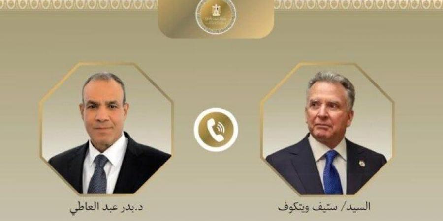 اتصال هاتفي بين وزير الخارجية والهجرة ومبعوث الرئيس الأمريكي الخاص للشرق الأوسط - الكويت الاخباري