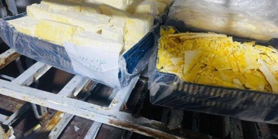 ضبط مواد إنتاج فاسدة وإغلاق معمل ألبان غير مرخص بشبرا الخيمة - الكويت الاخباري
