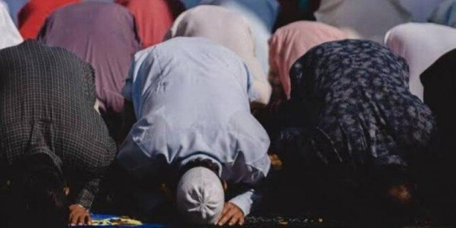 موعد صلاة الظهر.. مواقيت الصلاة اليوم الجمعة 13 يونيو 2025 - الكويت الاخباري
