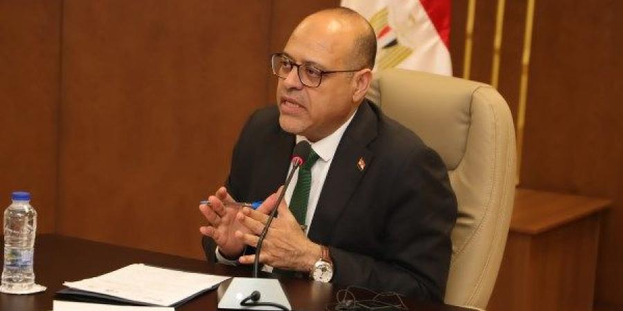 وزير العمل: حماية الأطفال جزء أساسي من استراتيجية الدولة لبناء الإنسان - الكويت الاخباري