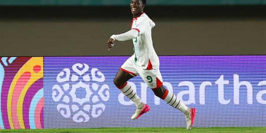 عمره 18 عاما .. الترجى يعلن رسميا تعاقده مع موهبة بوركينا فاسو - الكويت الاخباري