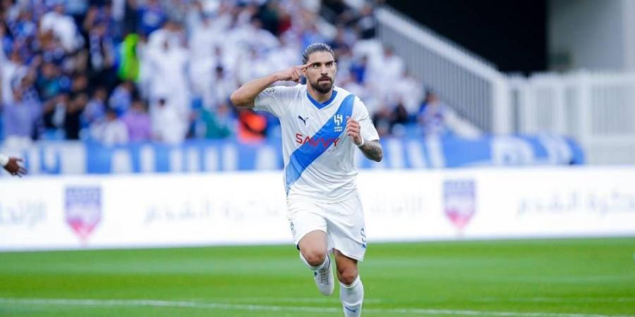 المحور معضلة الهلال قبل المونديال - الكويت الاخباري