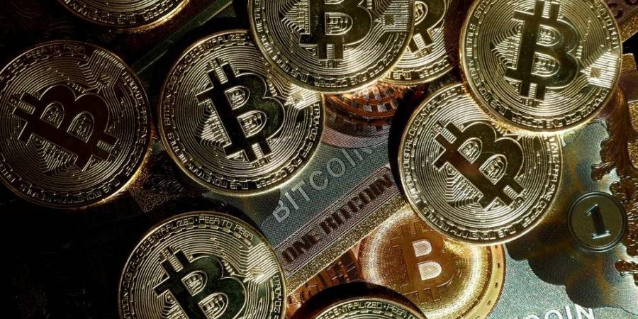 البيتكوين تستعيد بعض قوتها إلى 106 آلاف دولار - الكويت الاخباري