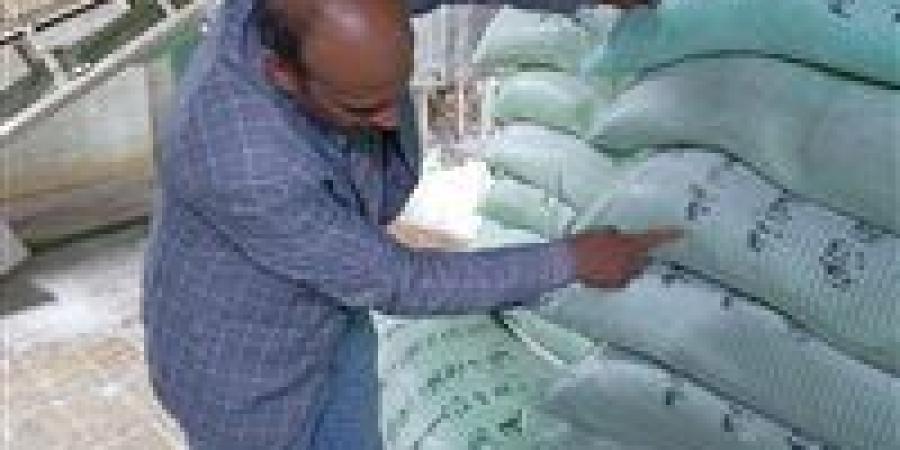 ضبط اصحاب 4 مخابز بالغربية استولوا على 27 جوال دقيق مدعم لبيعهم بالسوق السوداء - الكويت الاخباري