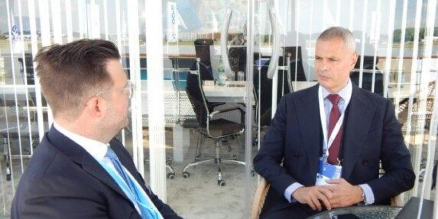 رئيس «مصر للطيران» يعقد لقاءات مع كبرى شركات الصناعة لتعزز مع فرص التعاون المشترك - الكويت الاخباري