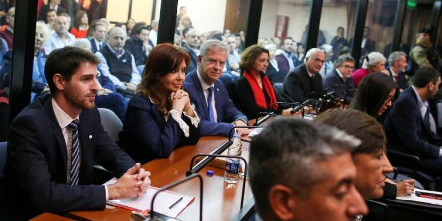 الرئيسة الأرجنتينية السابقة ستقضي عقوبة السجن في منزلها - الكويت الاخباري